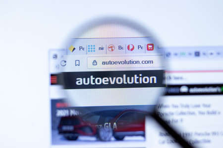 New York, USA - 29 September 2020: Autoevolution autoevolution.com company website with logo close up, Illustrative Editorial.のeditorial素材