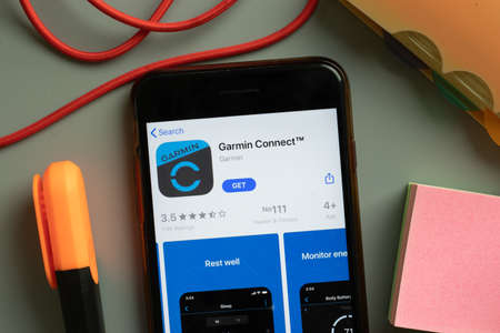 New York, USA - 29 September 2020: Garmin Connect mobile app logo on phone screen close up, Illustrative Editorial.のeditorial素材