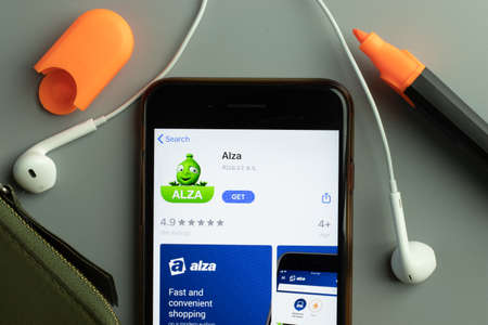 New York, USA - 26 October 2020: Alza mobile app icon logo on phone screen close-up, Illustrative Editorial.のeditorial素材
