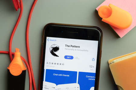 New York, United States - 7 November 2020: Phone screen close-up with The Pattern mobile app on display, Illustrative Editorial.のeditorial素材