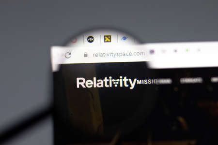 New York, USA - 15 February 2021: Relativity Space website in browser with company logo, Illustrative Editorialのeditorial素材