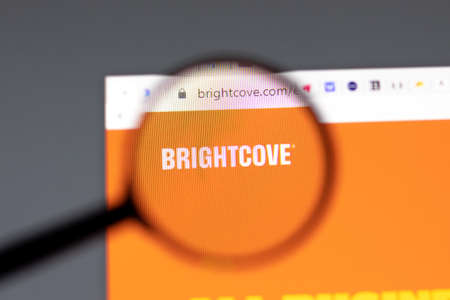 New York, USA - 15 February 2021: Brightcove website in browser with company logo, Illustrative Editorialのeditorial素材