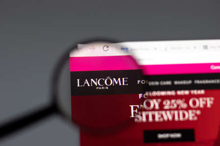 New York, USA - 15 February 2021: Lancome website in browser with company logo, Illustrative Editorialのeditorial素材