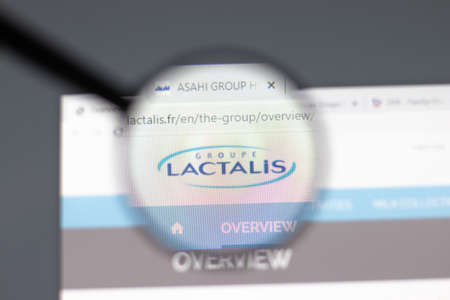 New York, USA - 15 February 2021: Lactalis website in browser with company logo, Illustrative Editorialのeditorial素材