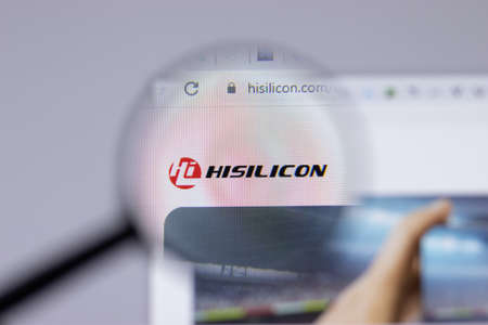 New York, USA - 26 April 2021: HiSilicon logo close-up on website page, Illustrative Editorialのeditorial素材