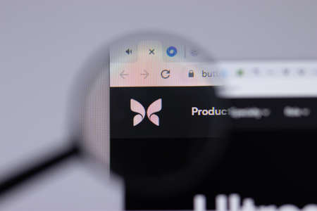 New York, USA - 26 April 2021: Butterfly Network logo close-up on website page, Illustrative Editorialのeditorial素材