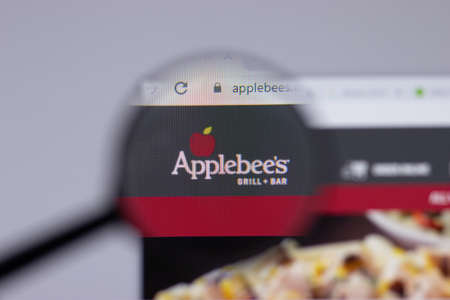 New York, USA - 26 April 2021: Applebee logo close-up on website page, Illustrative Editorialのeditorial素材