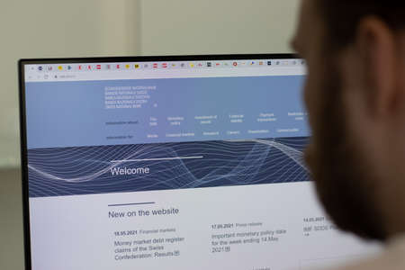 New York, USA - 1 May 2021: Swiss National Bank company website on screen, Illustrative Editorialのeditorial素材