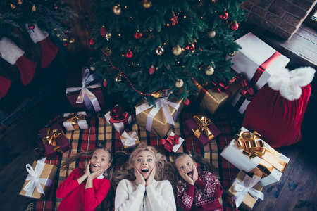 Victory win winner winter traditions noel vacation.の写真素材