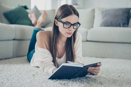 Close-up portrait attractive womanの写真素材