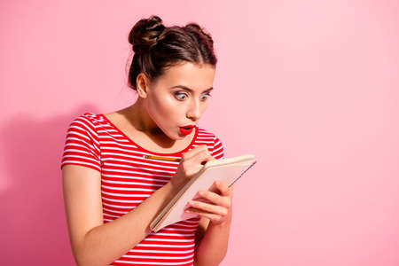 Close-up portrait of her she nice-looking cute attractive glamorous funny focused childish girl...