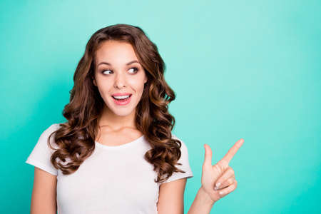 Close-up portrait of her she nice attractive lovely confident cheerful cheery positive wavy-haired...