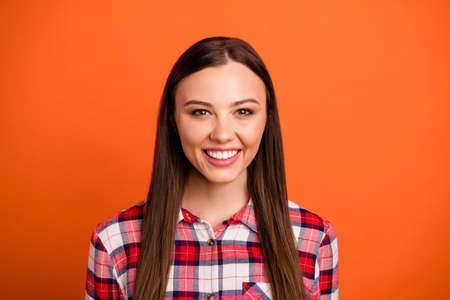 Close-up portrait of her she nice attractive lovely winsome cheery glad content straight-haired girl...
