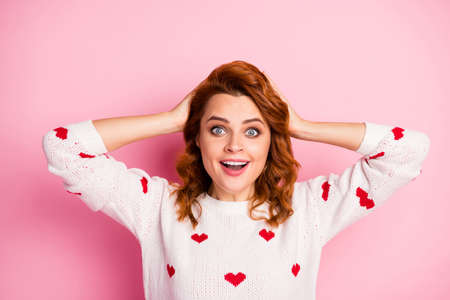Close-up portrait of her she nice attractive cheerful cheery amazed glad wavy-haired girl wearing...