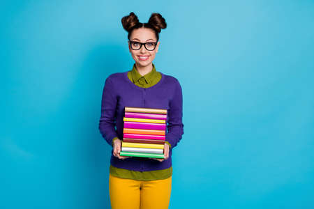 Portrait of her she nice attractive pretty smart clever intellectual cheerful girl geek carrying...