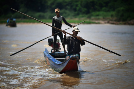 Cambodian fishermanのeditorial素材