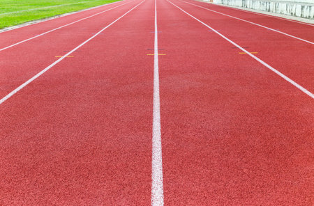 running track with white line