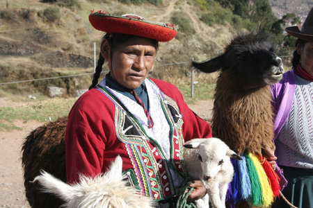 CUZCO, PERU, OCTOBER 23 2010: Unidentified Indigenous Woman dressed in Traditional Costume, Cuzco, Peru, South Americaのeditorial素材