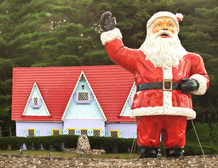 Lake George, New York, USA. September, 22,2015. Entrance to The Magic Forest, a children's retro, fairy tale styled amusement parkのeditorial素材