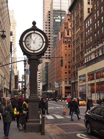 New York , New York, USA. Febuary 1, 2018. View down 5th Avenue between West 44th and East 45th in...