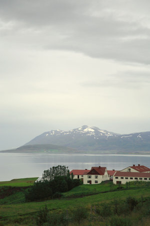 Mountain view from across the lake Icelandの写真素材