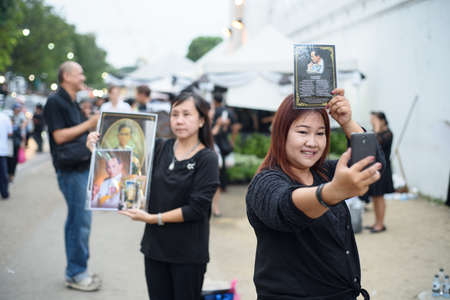 BANGKOK,THAILAND-DEC5,2016:The death of Thai beloved king rama9 on 13 October,2016 makes the people being in mourning.のeditorial素材