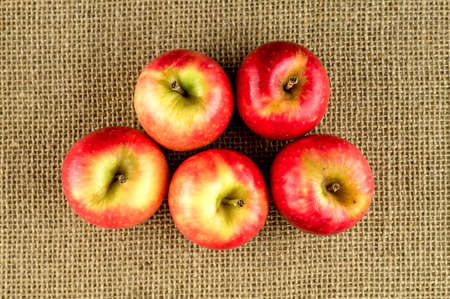 Pile of crunchy red applesの写真素材