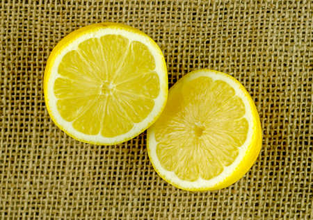 Juicy lemon halvesの写真素材
