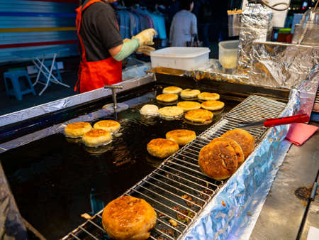 Seoul, South Korea SEP 18, 2019 : Dongdaemun market at night. The market is a popular shopping and tourist destination.のeditorial素材