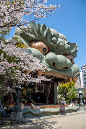 Namba Yasaka Shrine / April 4, 2020 Osaka City, Osaka Prefecture, Japanのeditorial素材