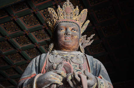 Zhihua Temple Buddha statue of King House of Vincent van Goghのeditorial素材