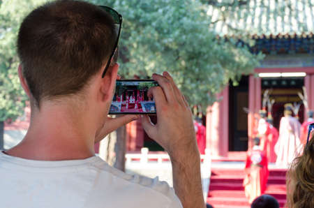 Foreign friends to watch the Confucian Templeの写真素材