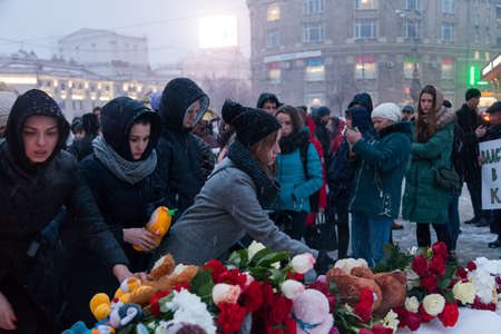 27 March 2018, RUSSIA, VORONEZH: The action of commemorating the victims of the fire in the shopping...