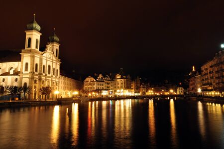 Luzern lake at night /Luzern Switzerlandの写真素材