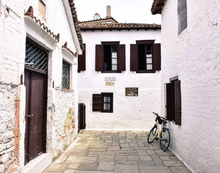 narrow streets of Skiathos townのeditorial素材