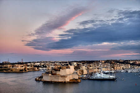 Valletta fortress at dusk - Malta. Panoramaのeditorial素材