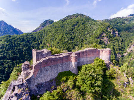 Poenari fortress near Arefu. Vlad the Impaler Castle in Transylvaniaのeditorial素材