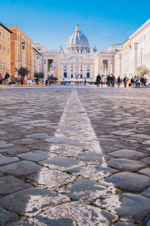 Rome city streets to Vatican City and St. Peters Basilica. Focus on the St. Peters Basilicaのeditorial素材