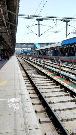 Ludhiana, punjab, india, 14th june 2020 : passenger on platforms at the railway station of ludhianaの写真素材