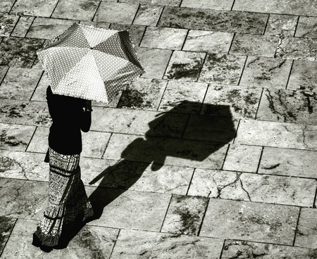 women under sun umbrellasのeditorial素材