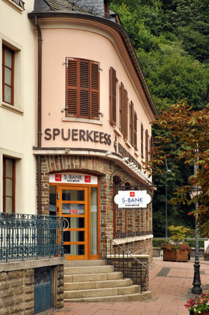 CLERVAUX, LUXEMBOURG - AUGUST 2011:  Branch of Banque et Caisse d\\\\のeditorial素材