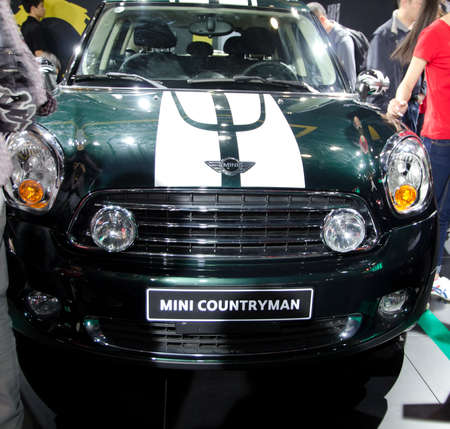 GUANGZHOU, CHINA - Nov 26: Mini Countryman car on display at the 9th China international automobile exhibition. on November 26, 2011 in Guangzhou China.のeditorial素材