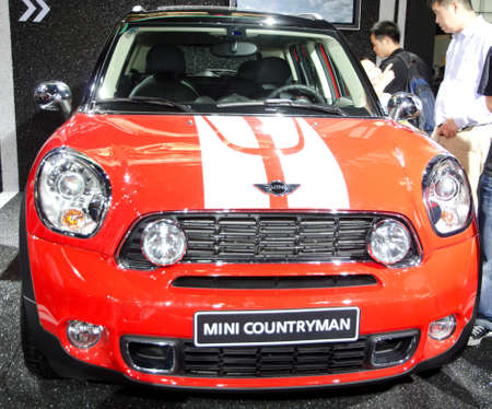 GUANGZHOU, CHINA - Nov 26: Mini Countryman car on display at the 9th China international automobile exhibition. on November 26, 2011 in Guangzhou China.のeditorial素材