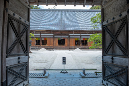 Entrance of the Zuigan-ji Zen buddhist temple located in Sendai, Japan, taken in springtime with no people.の写真素材