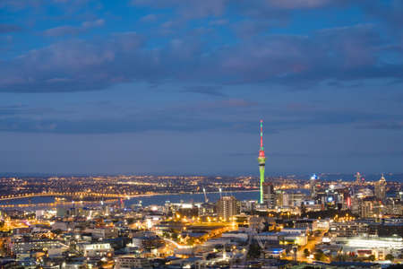 2017, DEC 4 - Auckland, New Zealand, Panorama view of Auckland Skytower and buildings. View from Mt. Edenのeditorial素材