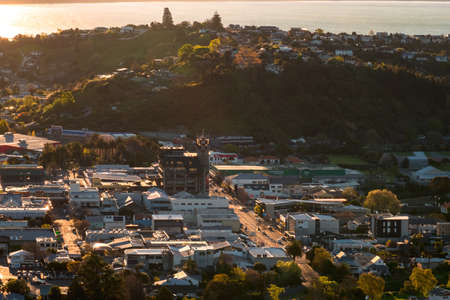 2018, September 29 - Nelson, New Zealand, View of Nelson Town at sunset.のeditorial素材
