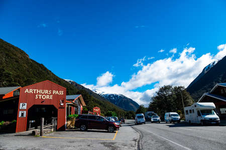 Beautiful scenery in Arthur Pass National park, New Zealand.のeditorial素材