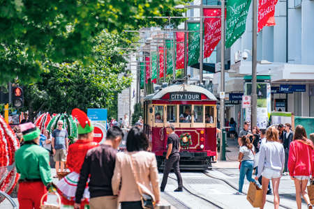 2018 DEC 22, New Zealand, Christchurch, Tram and toursit in city centre..のeditorial素材