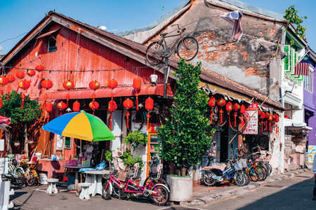 Penang, Malaysia - 2019, March 4th : Street view lifestyles scene of the people tourist and buildings in the city.のeditorial素材