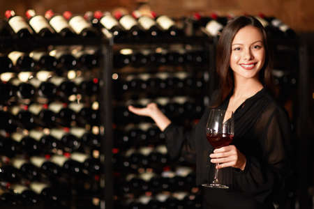Sommelier offers wine tastingの写真素材